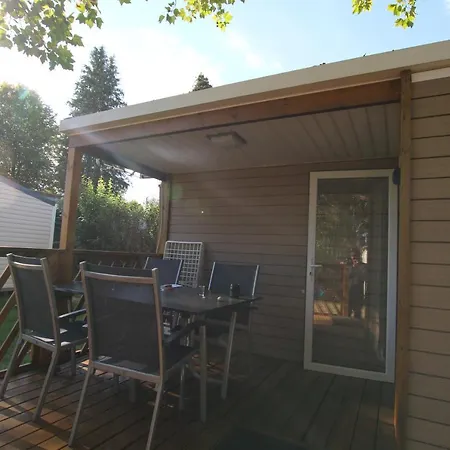 Loggia - Camp La Belle Vie مكان تخييم بردورف